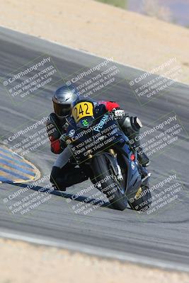 media/Nov-15-2024-CVMA Friday Practice (Fri) [[b142d29251]]/4-Group 4 and Trackday/Session 2 (Turn 10)/